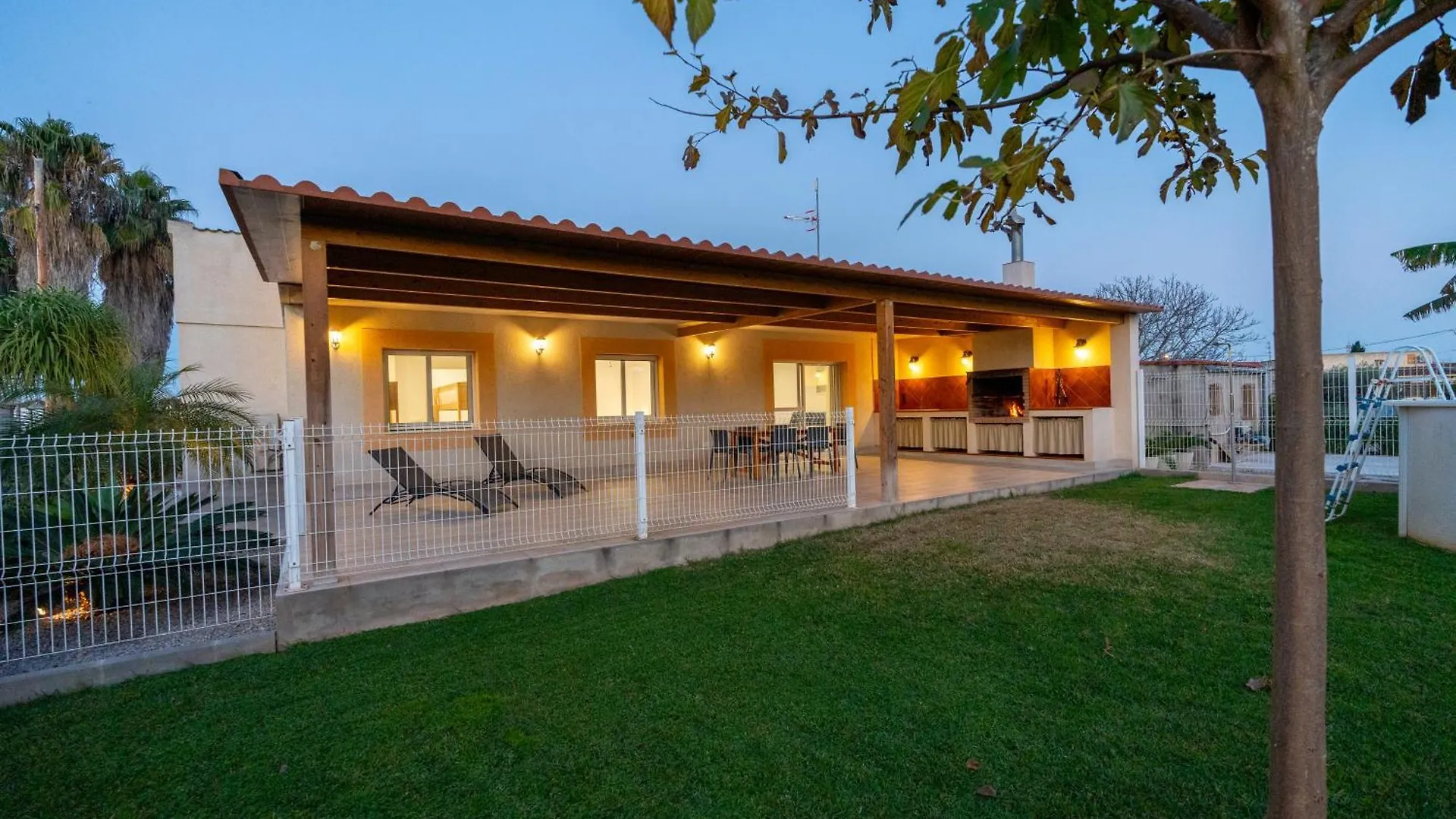 Casa Aimar Villa Deltebre 0*,